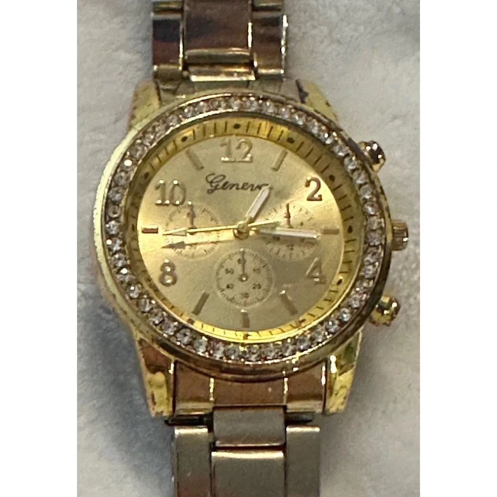 Geneva Gold Tone Rhinestone Bezel Faux‎ Chrono Quartz Analog Women's Wrist Watch